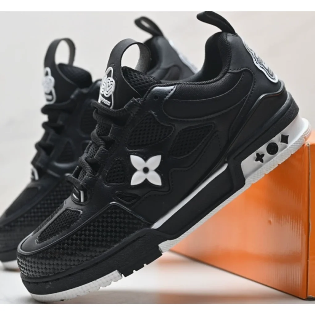 Louis Vuitton Louis Vuitton LV Arch Light Black/White Sneakers Black