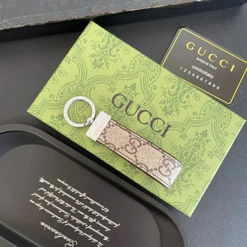 Gucci Gucci GG Supreme Beige/Brown Keychain Beige