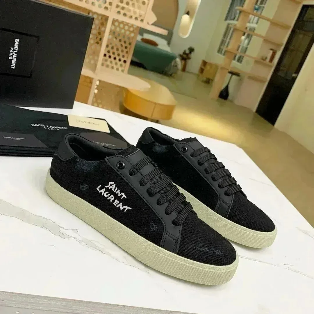 Saint Laurent Saint Laurent Black/Off-White Logo Sneakers Black
