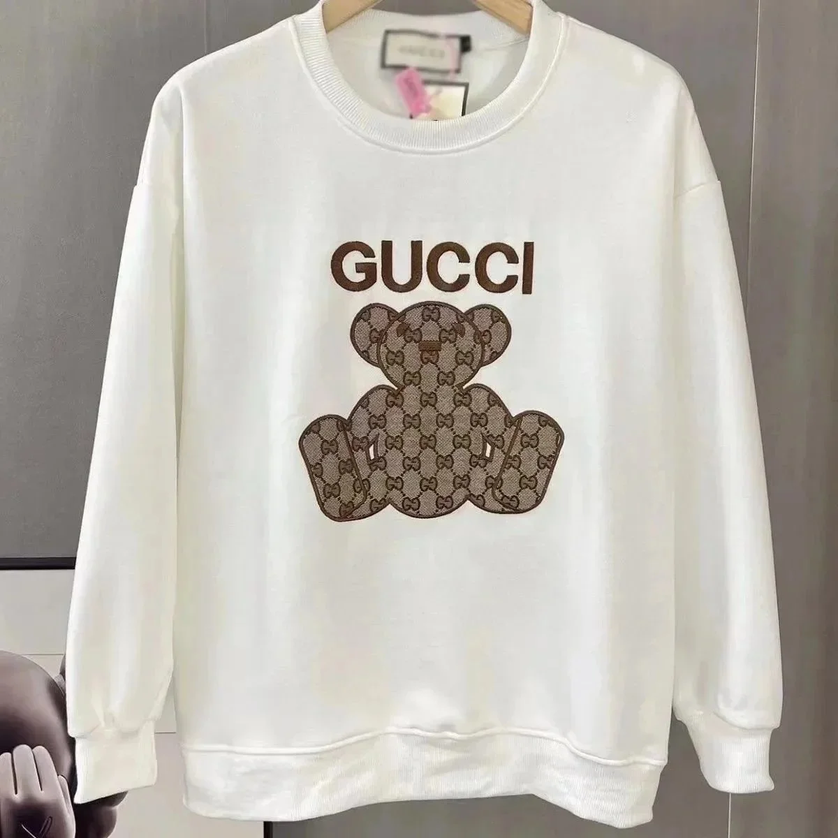 Gucci Gucci GC-23 White Bear Print Sweatshirt White - 1
