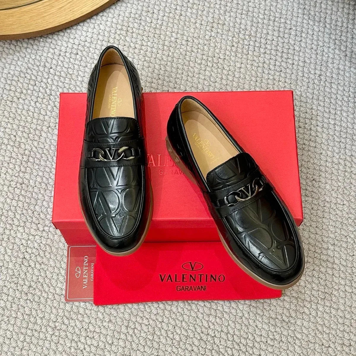 Valentino Garavani Loafer Black Leather Men's Shoes — Oopbuy Spreadsheet find