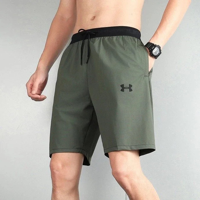 Under Armour Under Armour Olive Green Solid Shorts Green - 1