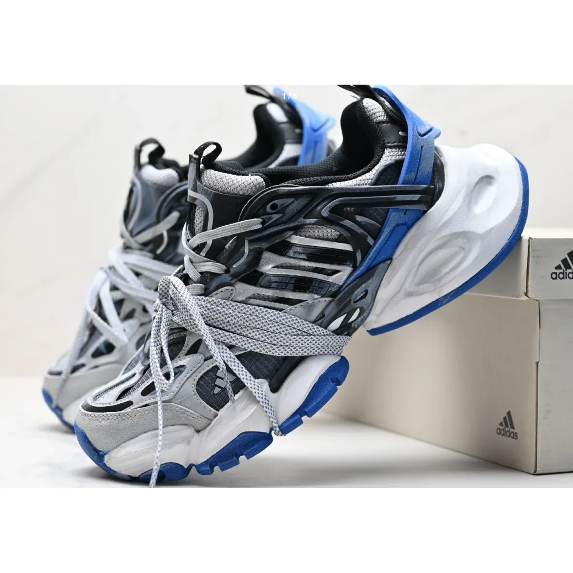 Adidas Adidas Ozweego White/Grey/Blue Sneakers Multicolor