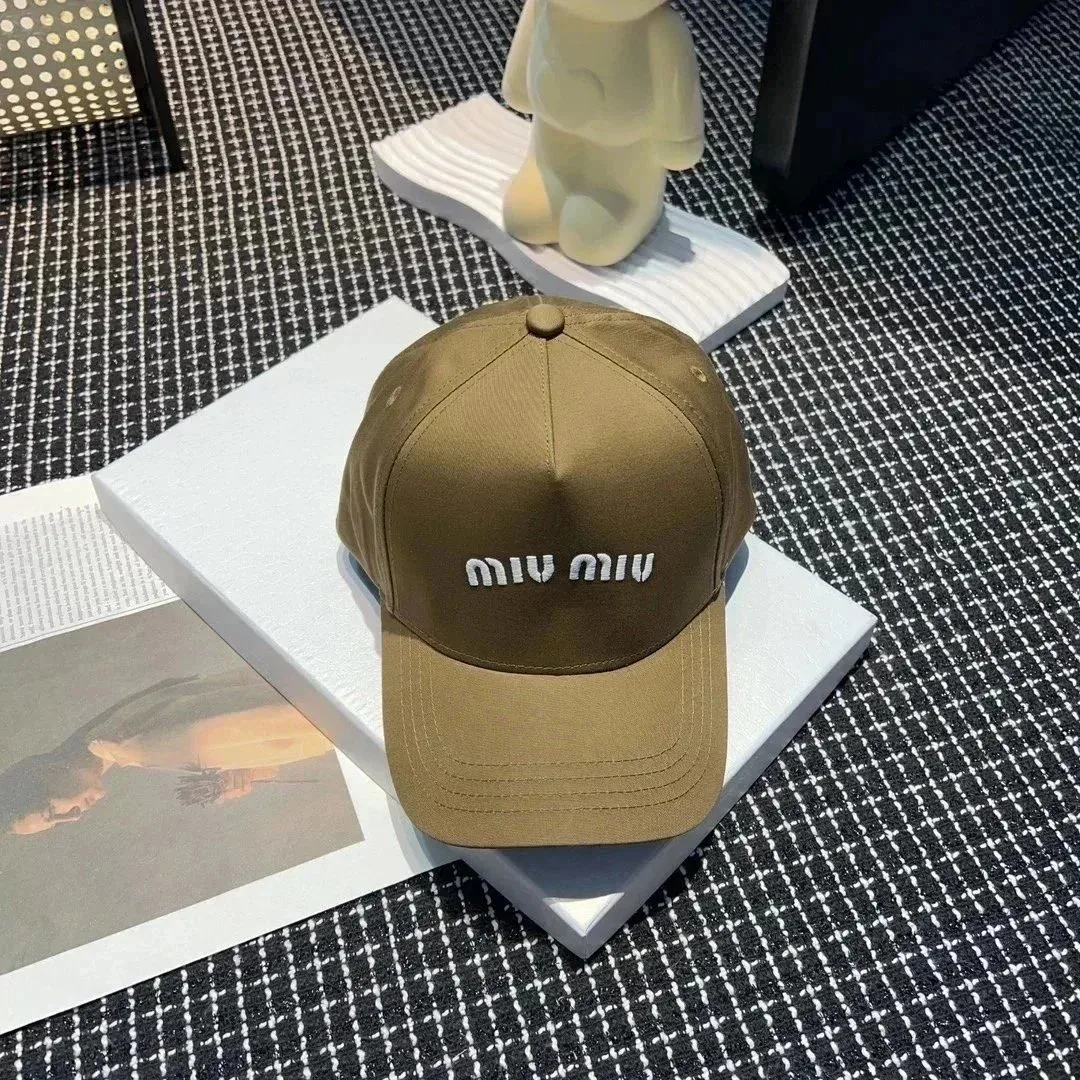 Miu Miu Miu Miu Khaki 'MIU MIU' Embroidered Cap Red - 1