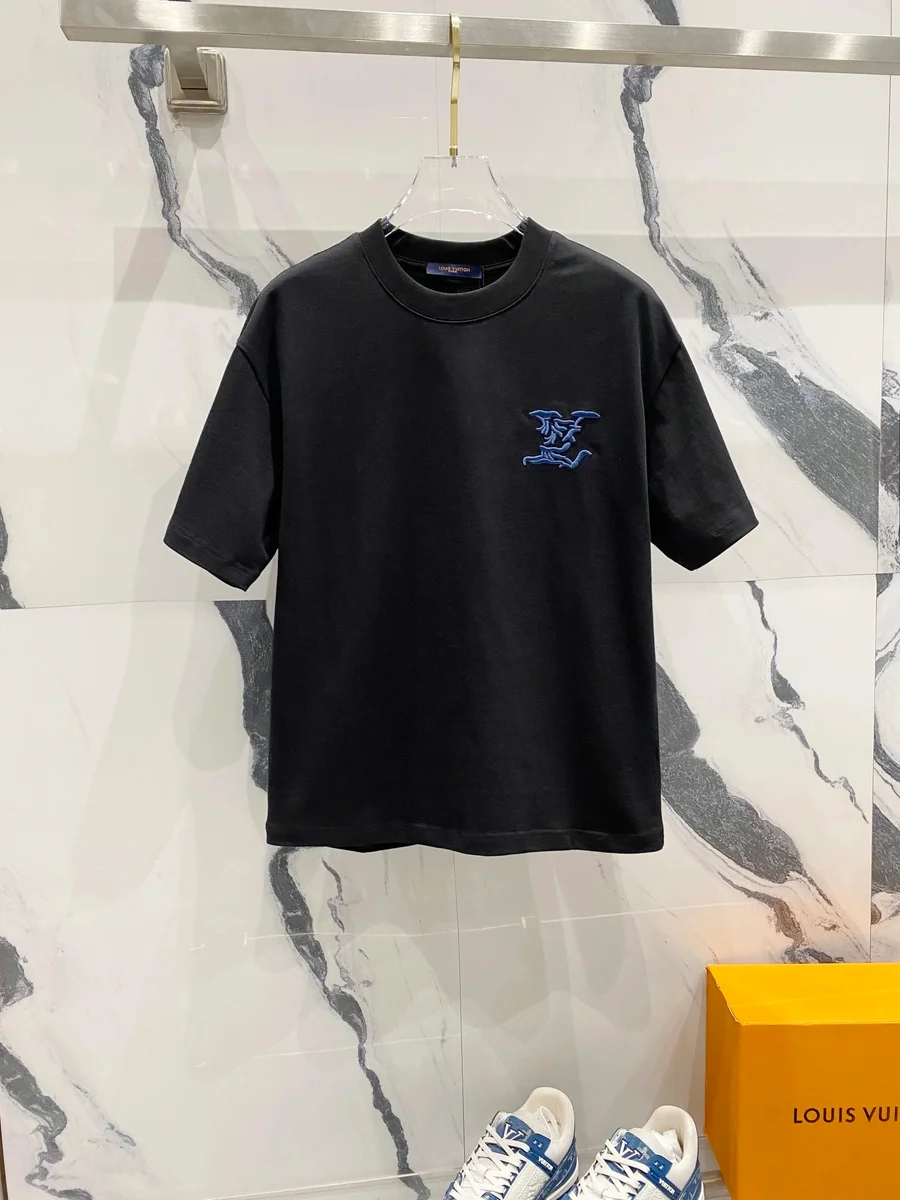 Louis Vui Louis Vuitton Monogram Embroidered Black T-Shirt Black - 1