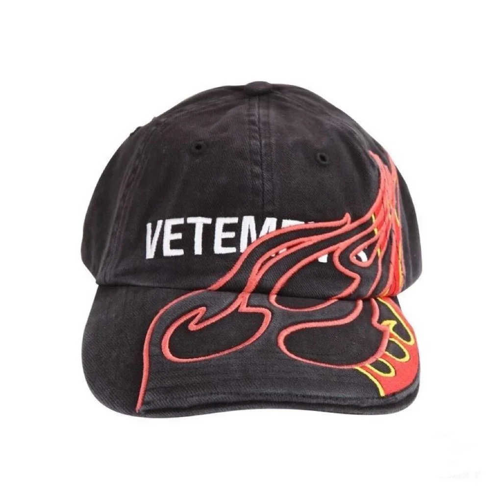 Saint Laurent Saint Laurent Flame Embroidered Cap Washed Black Headwear Black - 1