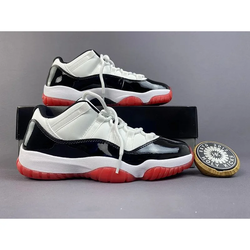 Jordan Air Jordan 11 Low 'Concord' Sneakers Black - 1