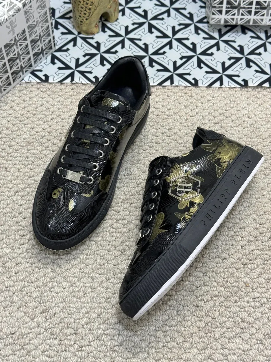 Philipp Plein Philipp Plein Skull & Floral Black Sneakers Black - 1