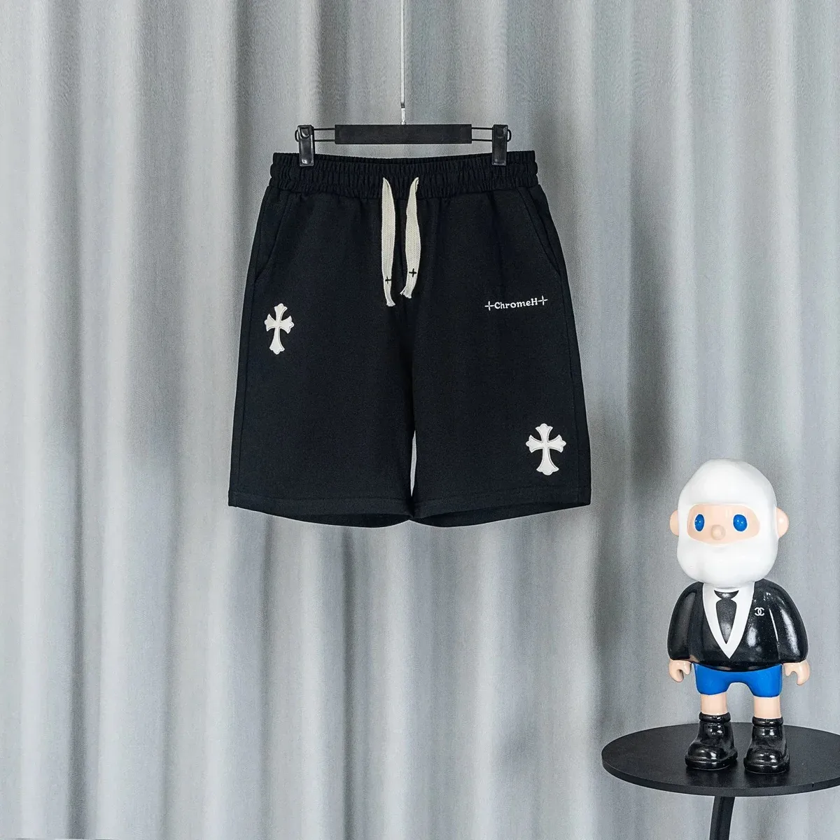 Chrome Hearts Chrome Hearts Cross Embroidered Black Shorts Black - 1