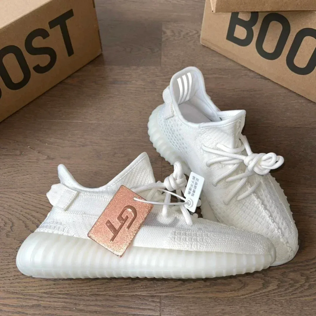 Adidas Adidas Yeezy 350 V2 Sail Sneakers White - 1
