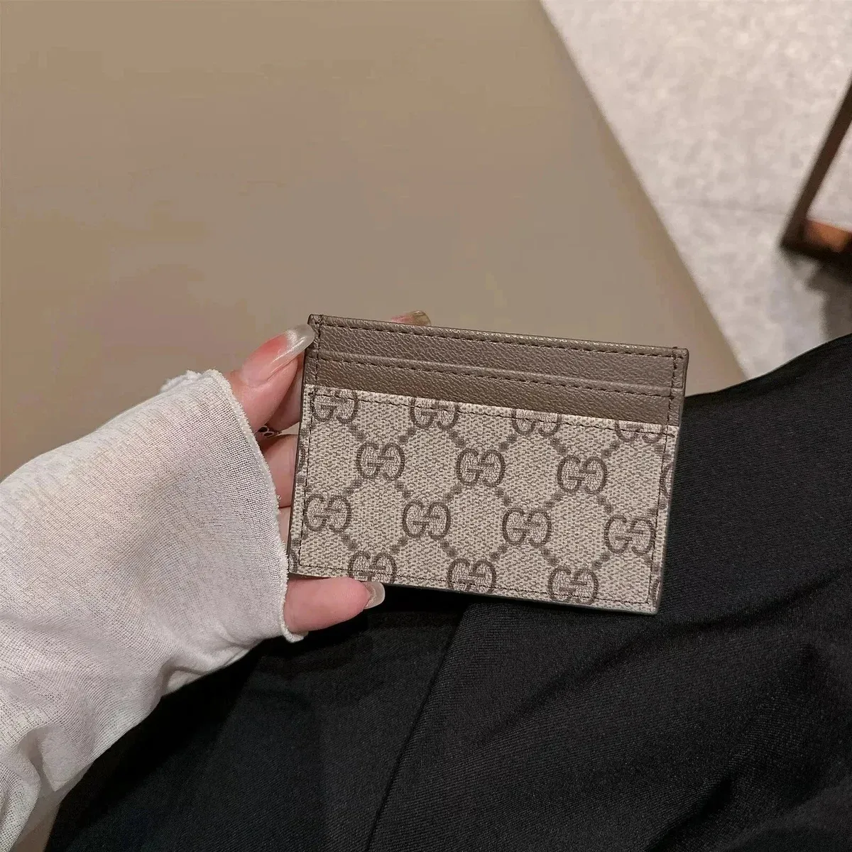 Gucci Gucci GG Supreme Beige/Brown Card Holder Beige