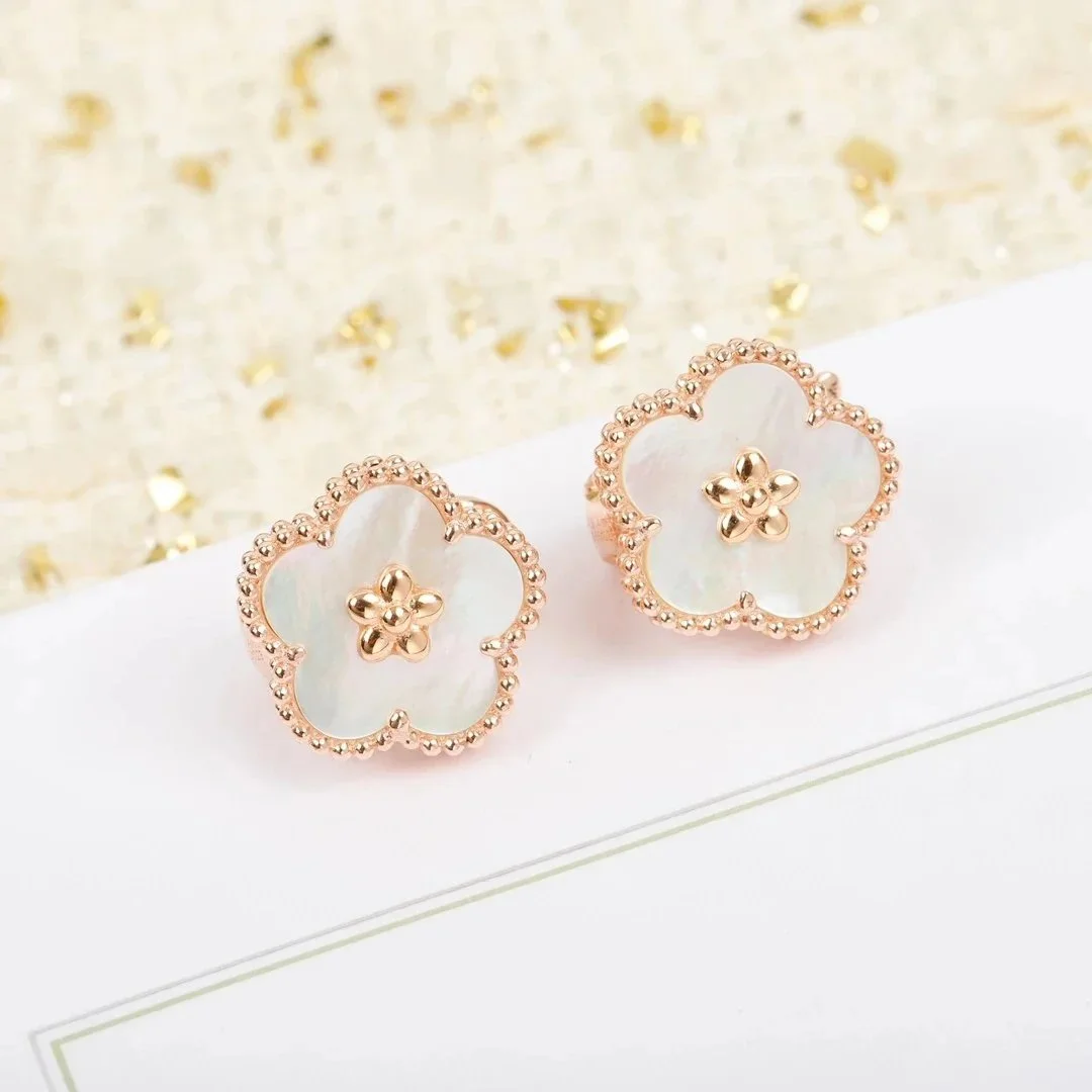 Van Cleef & Arpels Van Cleef & Arpels Alhambra Earrings Rose Gold/White Cream