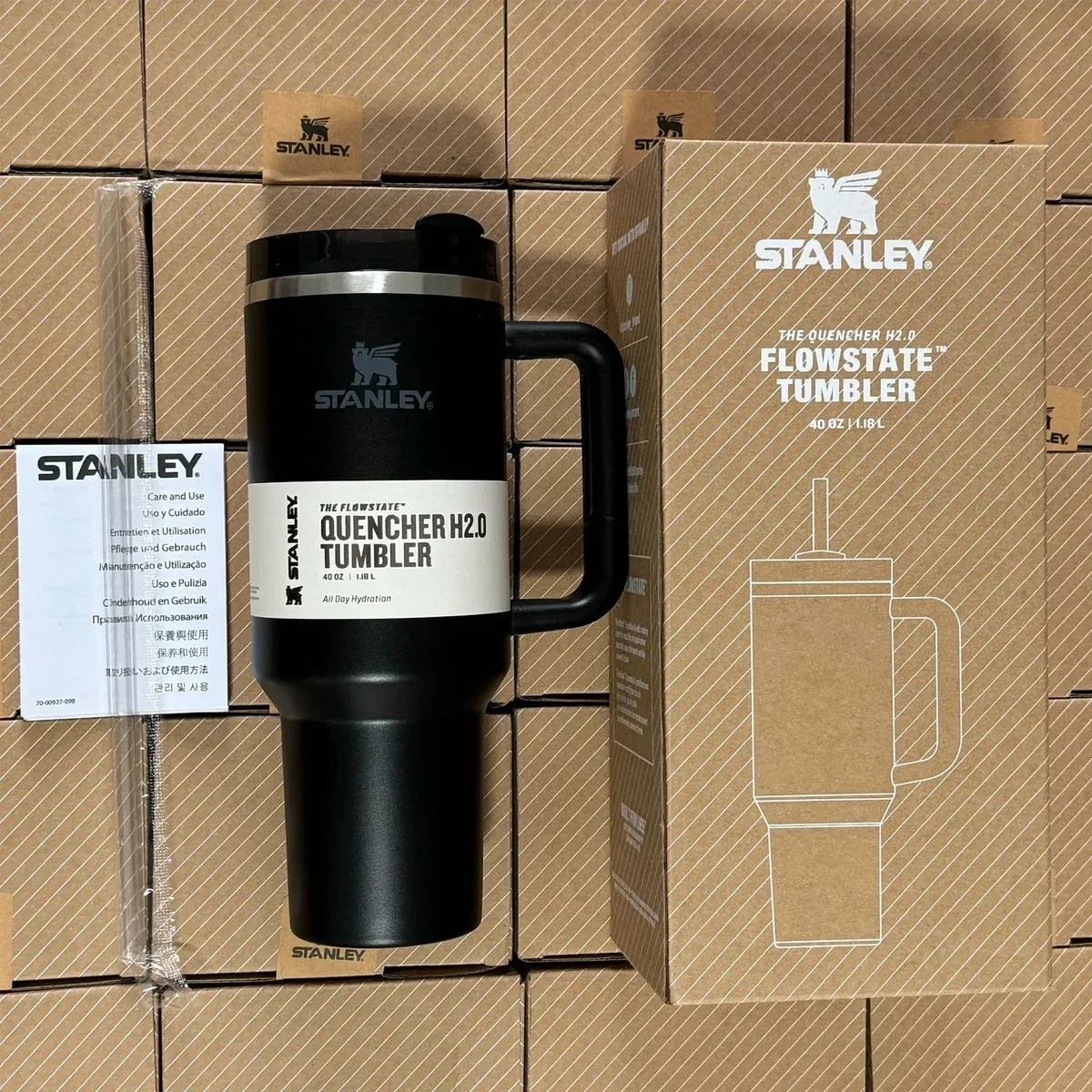 Stanley Stanley Quencher H2.0 Flowstate Black Tumbler Black - 1