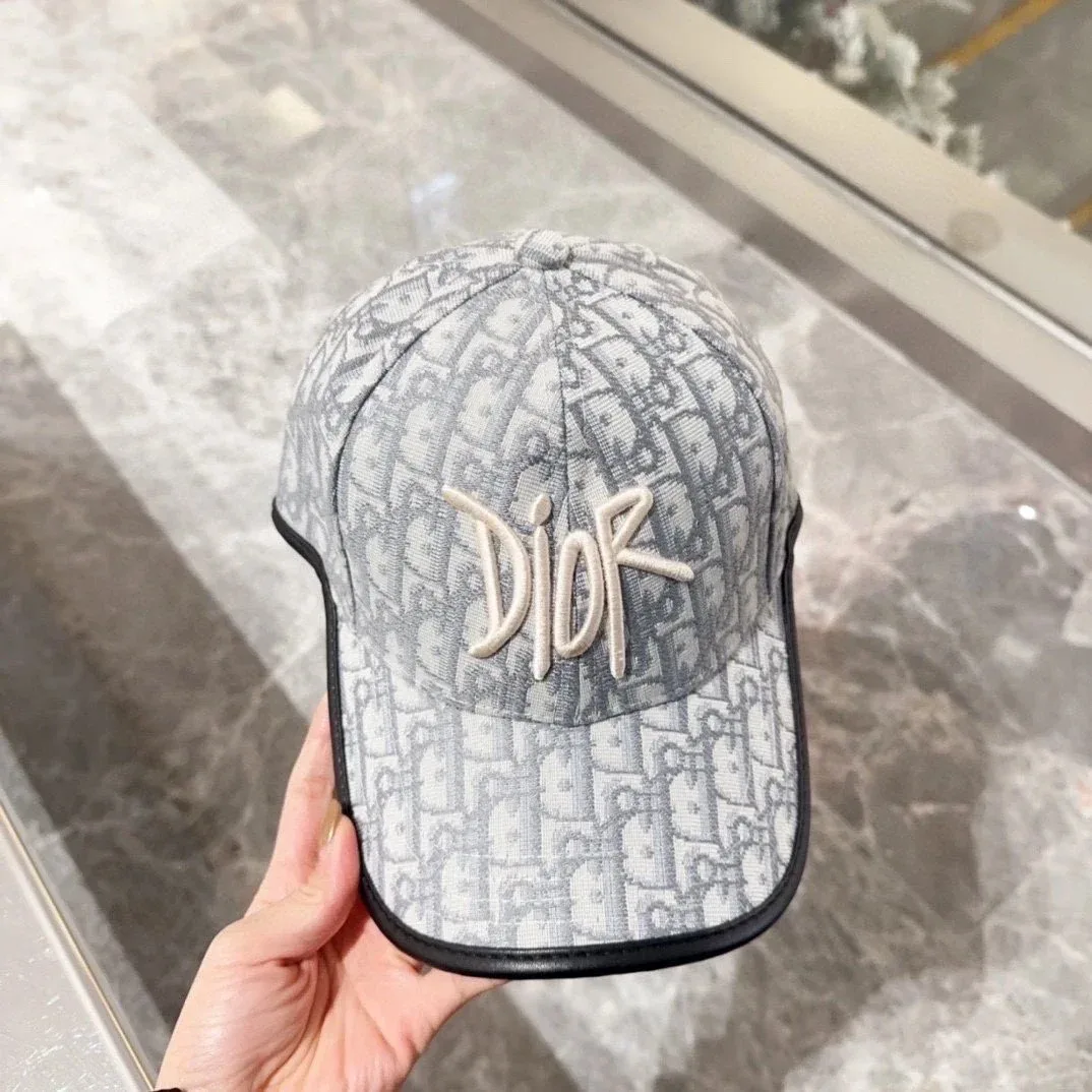 Dior Dior Oblique Grey Cap - Luxury Streetwear Headwear Grey