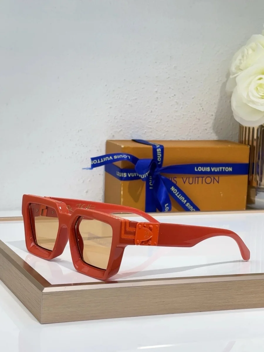 Louis Vuitton Louis Vuitton Red Square Sunglasses A22 Red
