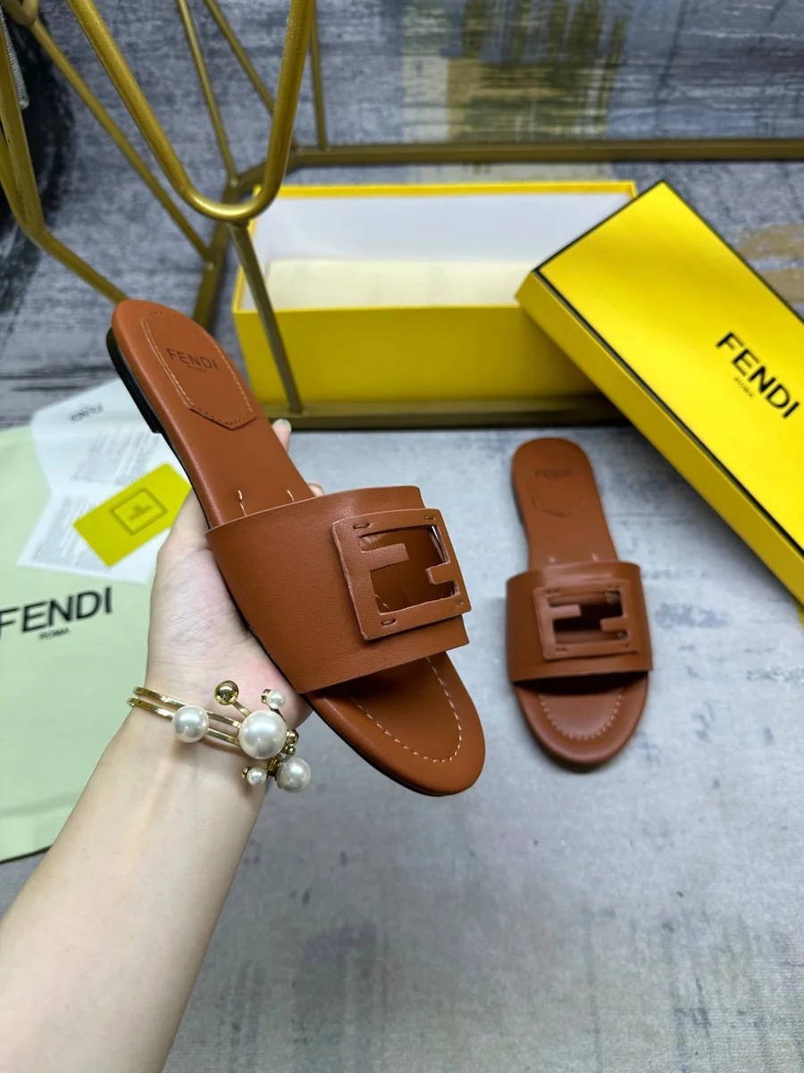 Fendi Fendi FF Logo Brown Leather Slippers Brown