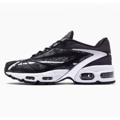 Nike Nike Air Max 270 Black/White Sneakers Black