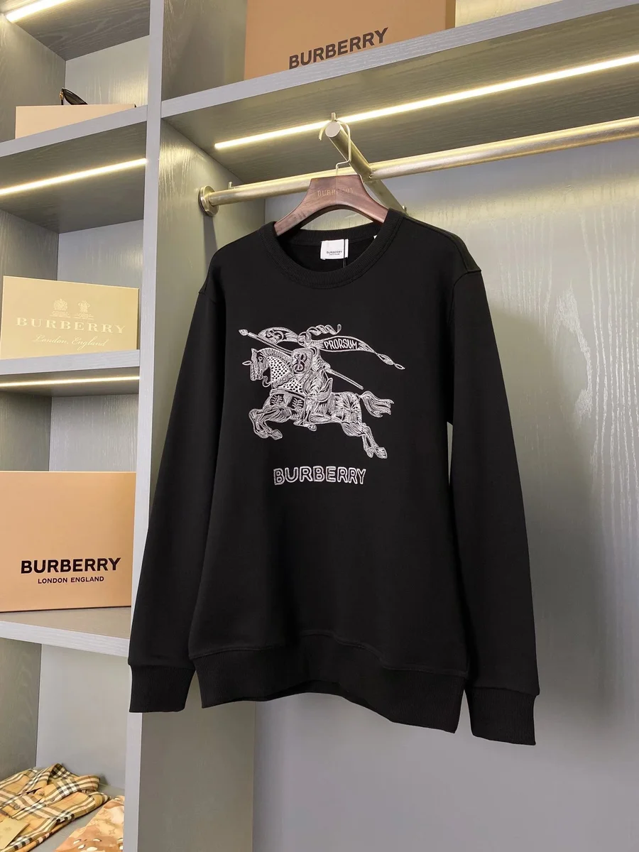 Burberry Burberry Black St. George Print Crewneck Sweatshirt Black - 1