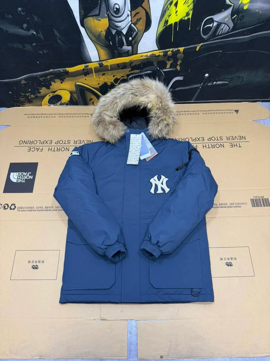 The North Face The North Face Nuptse Blue Parka with Fur Hood Navy - 1