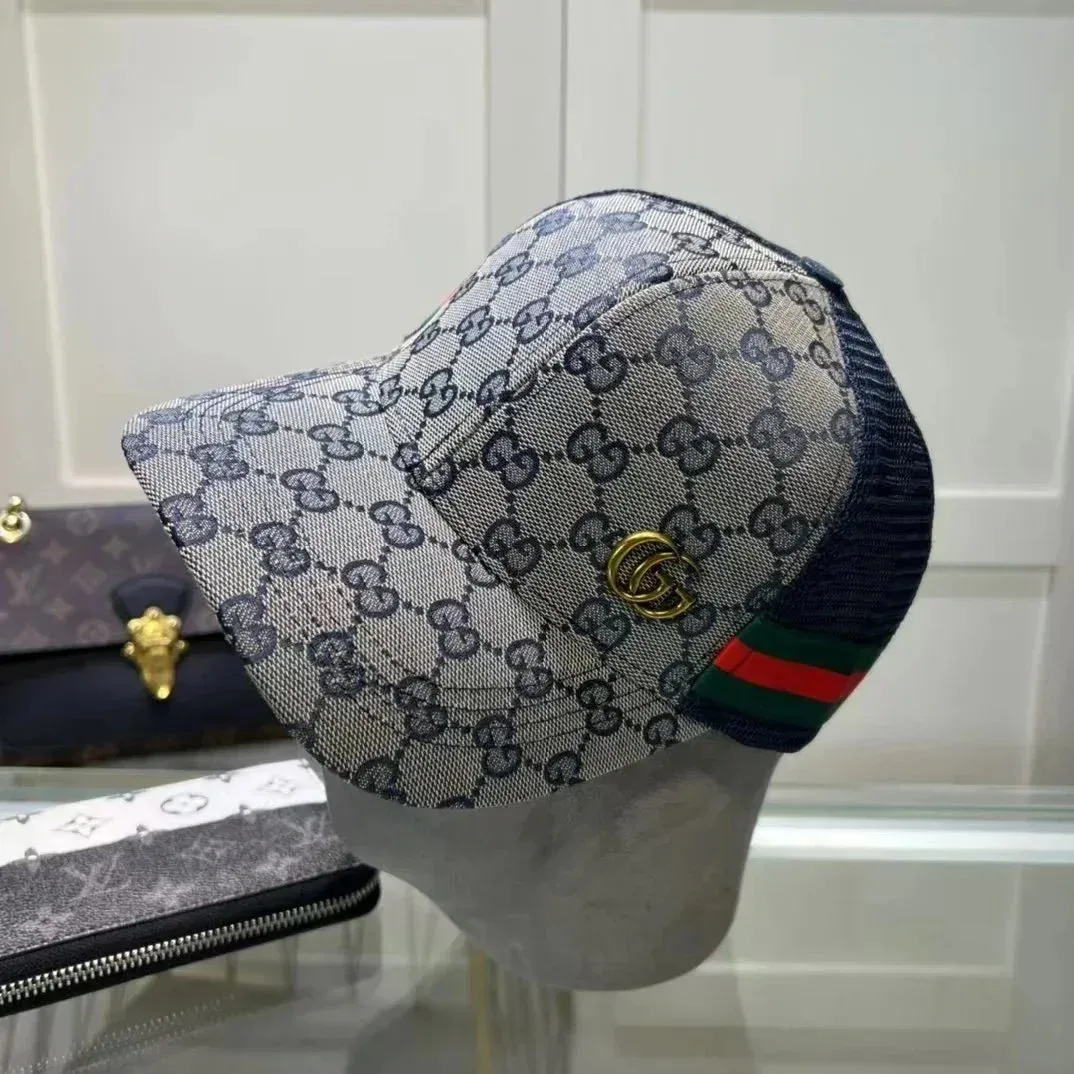 Gucci Gucci GG Supreme Beige/Green/Red Cap Beige - 1