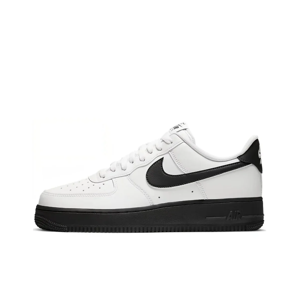 Nike Nike Air Force 1 White/Black Sneakers White