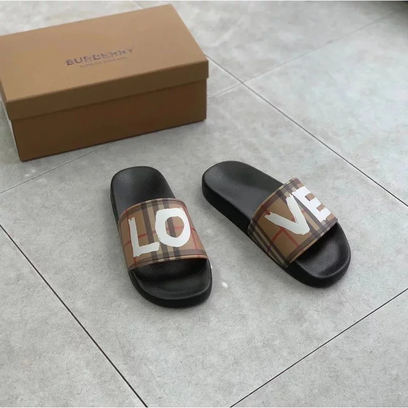Burberry Burberry Vintage Check LOVE Graffiti Slide Sandals Black