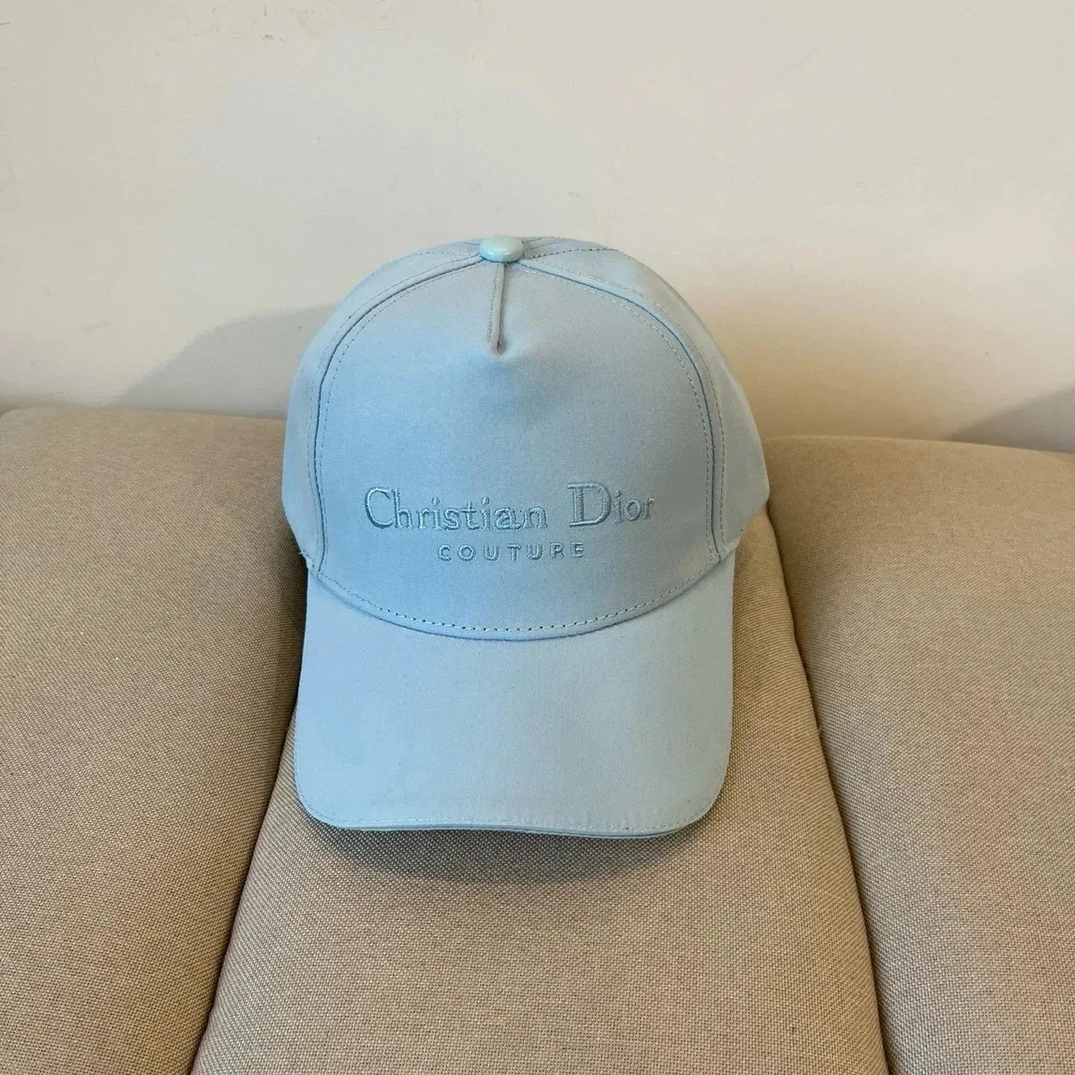 Dior Christian Dior Light Blue Embroidered Cap Headwear Blue - 1