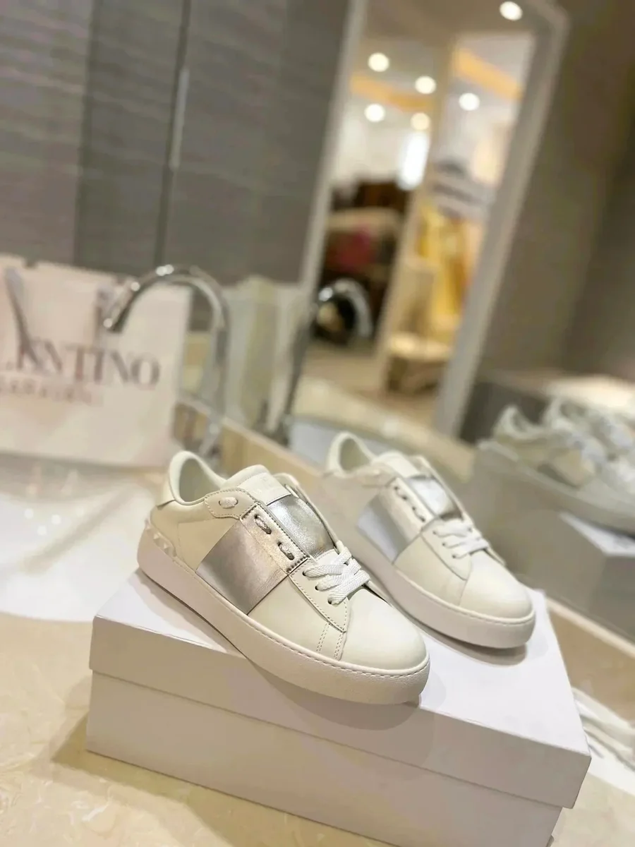Valentino Valentino Rockstud White/Silver Sneakers White - 1
