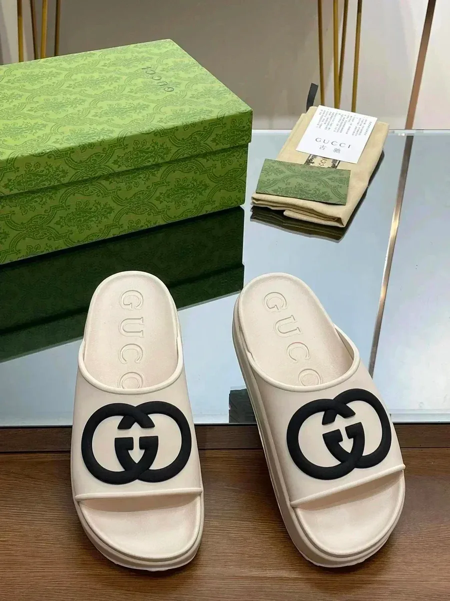 Gucci Gucci Interlocking G Beige/Black Slide Slippers Beige