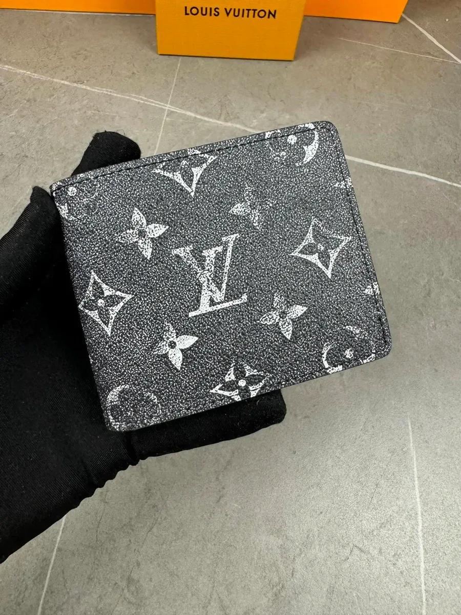 Louis Vuitton Monogram Wallet Black