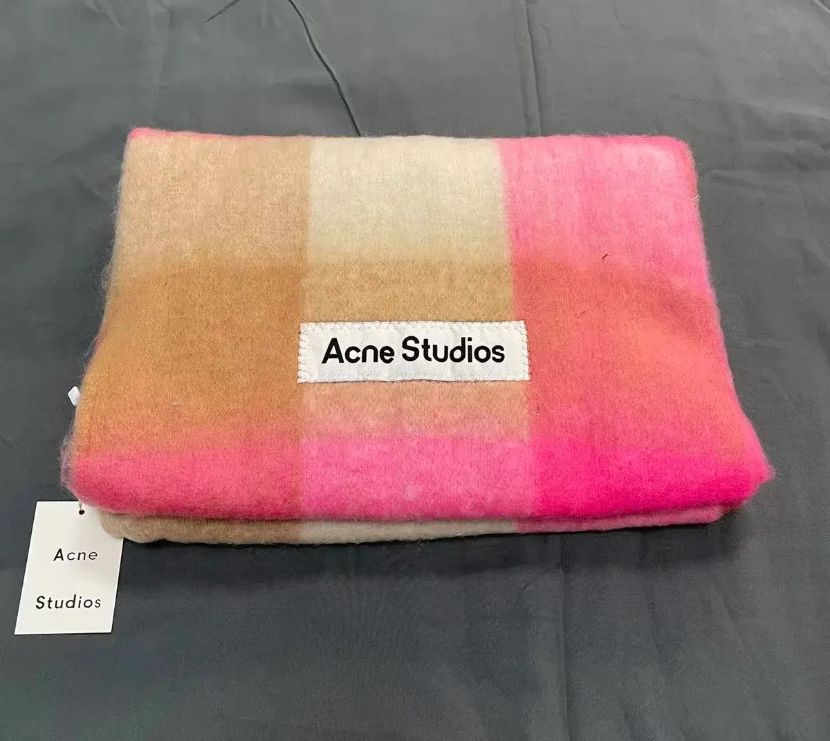 Acne Studios Acne Studios Pink Beige Plaid Scarf Pink