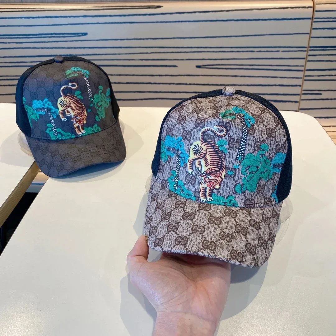 Gucci Gucci GG Supreme Tiger Cap 28卡其 Headwear Beige - 1