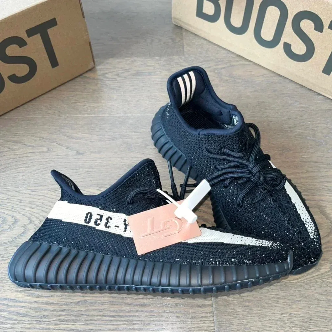 Adidas Adidas Yeezy 350 V2 Black White Sneakers Black - 1
