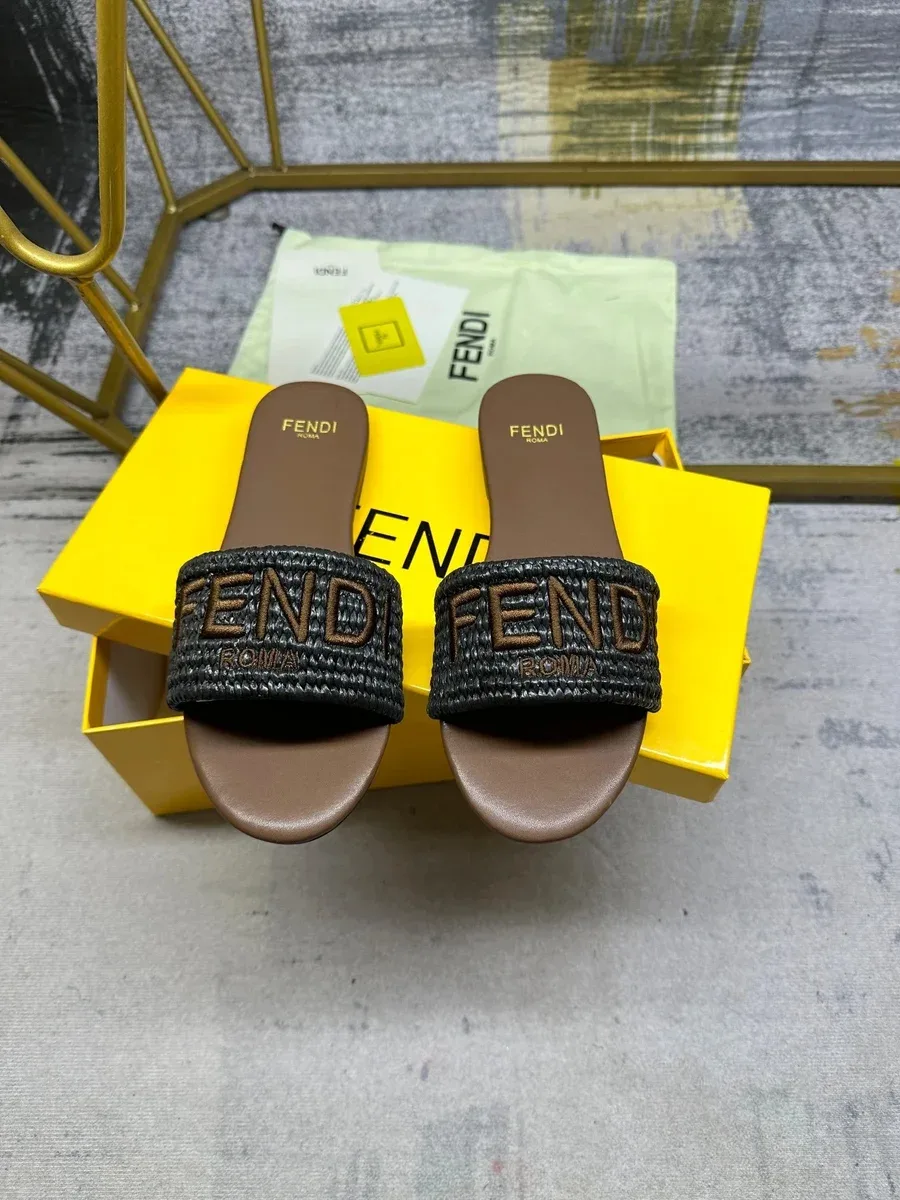 Fendi Fendi Roma Black Raffia Slide Sandals Black