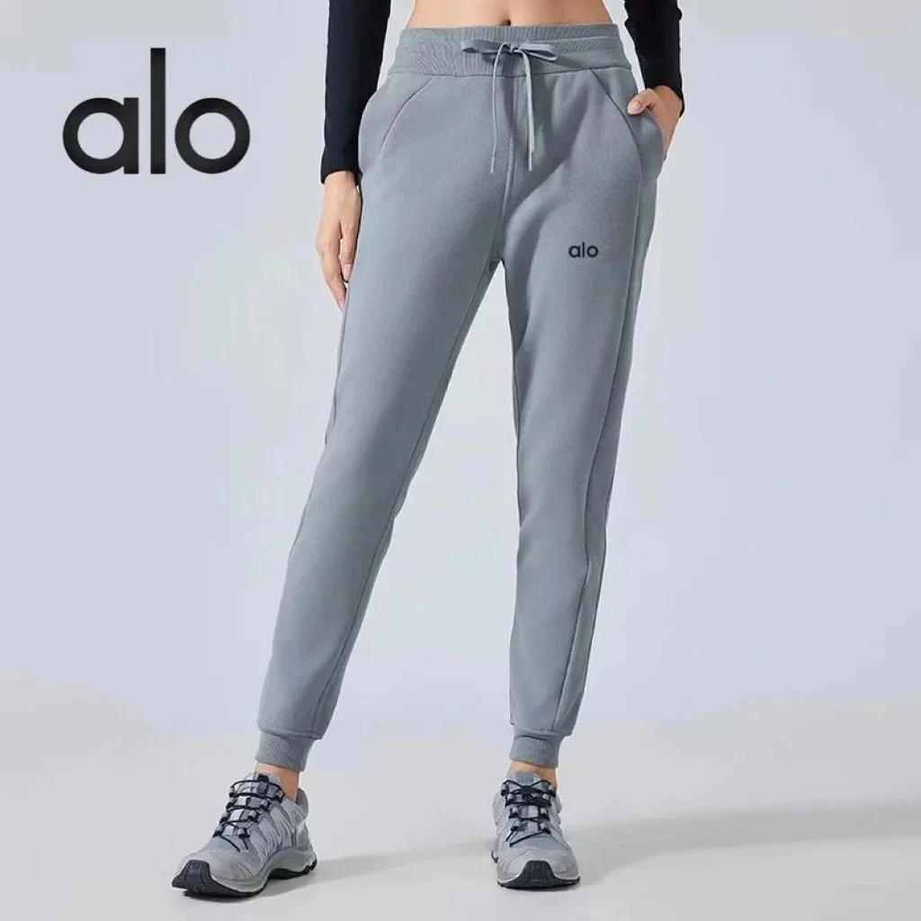 Alo Yoga Alo Sweatpants in Rhino Grey Bottoms Grey - 1