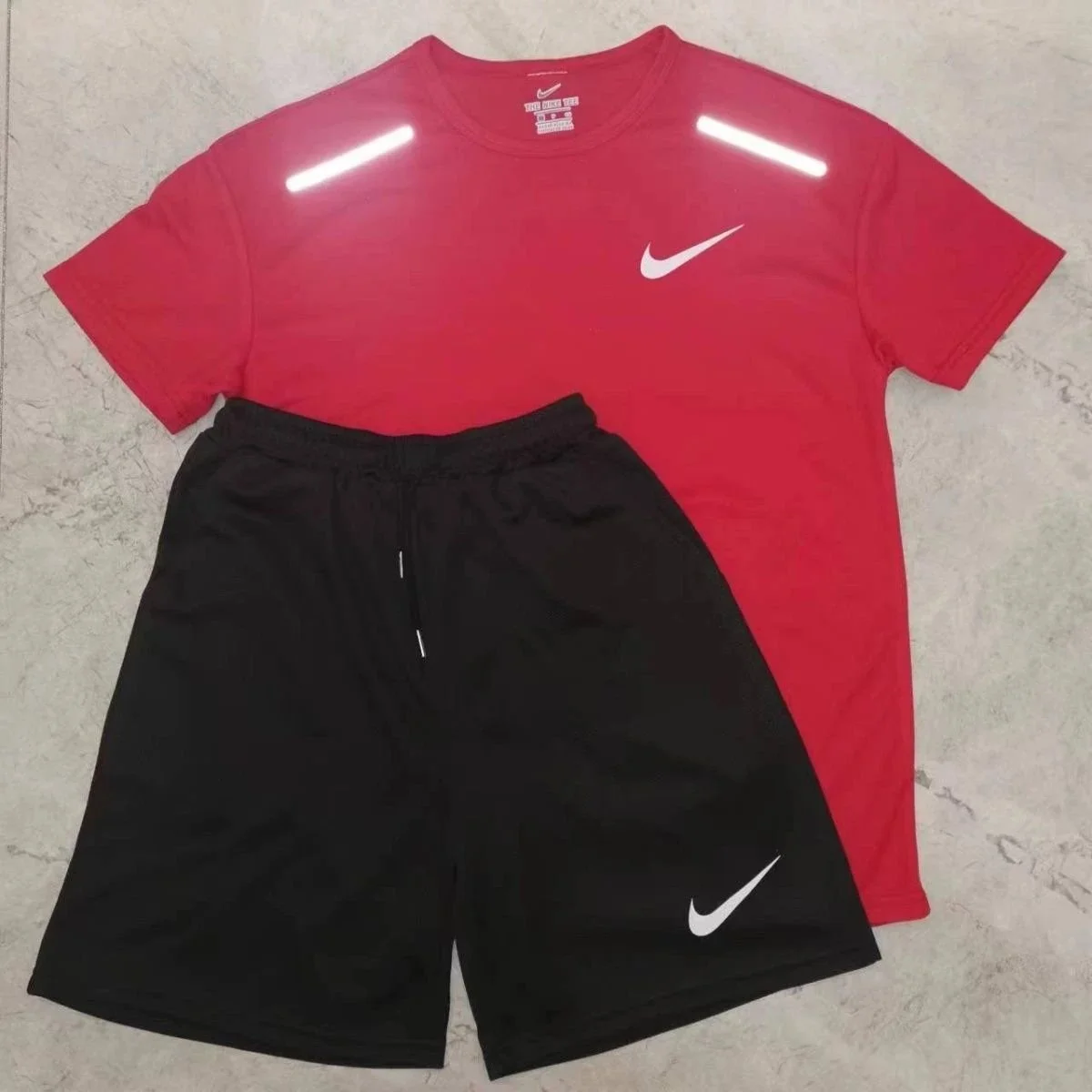 Nike Nike Dri-FIT Reflective Red Quick-Dry Short-Sleeve Set Red