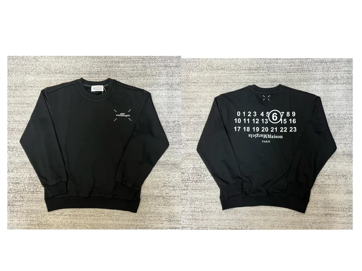 Maison Margiela Maison Margiela Tabi Black Graphic Crewneck Sweatshirt Black - 1