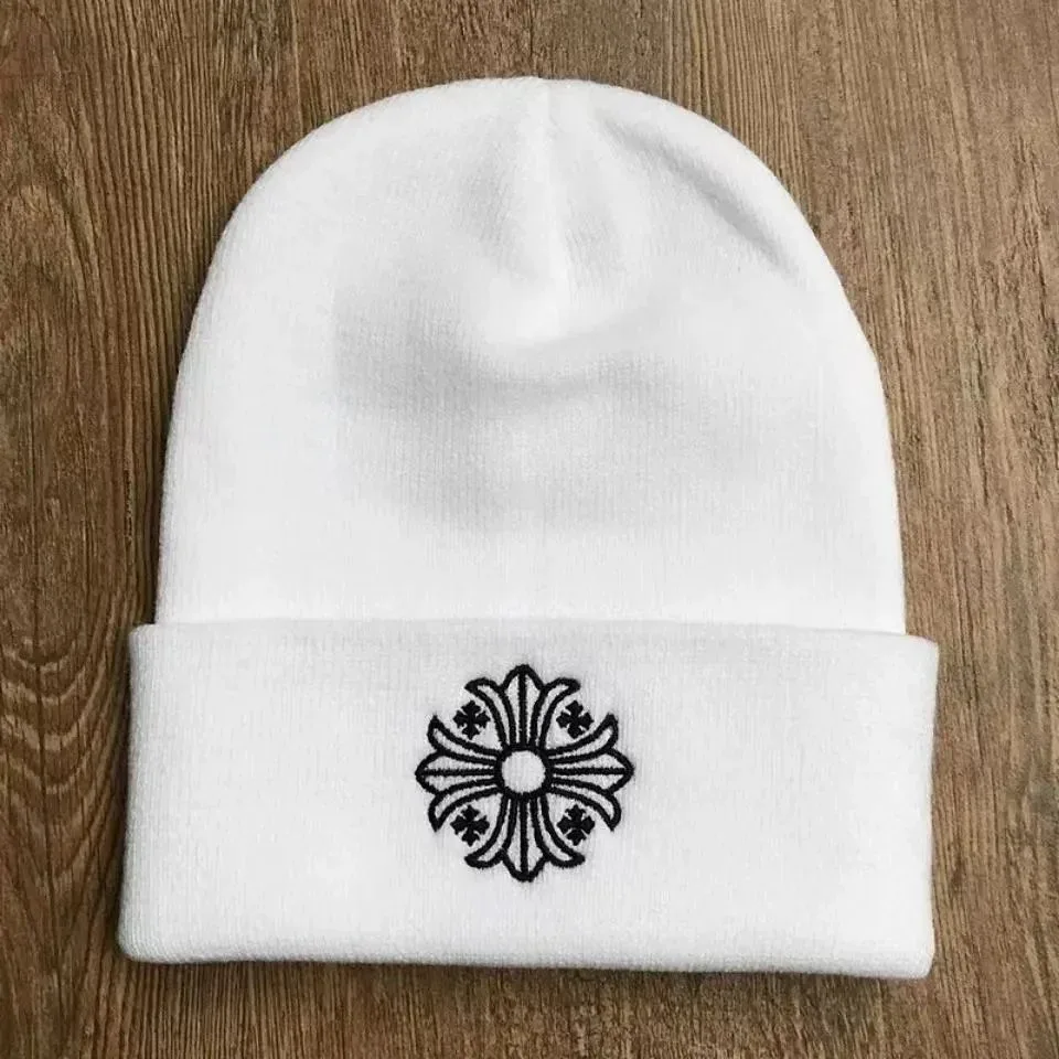 Chrome Hearts Chrome Hearts CH Cross Beanie White Cross Flower White
