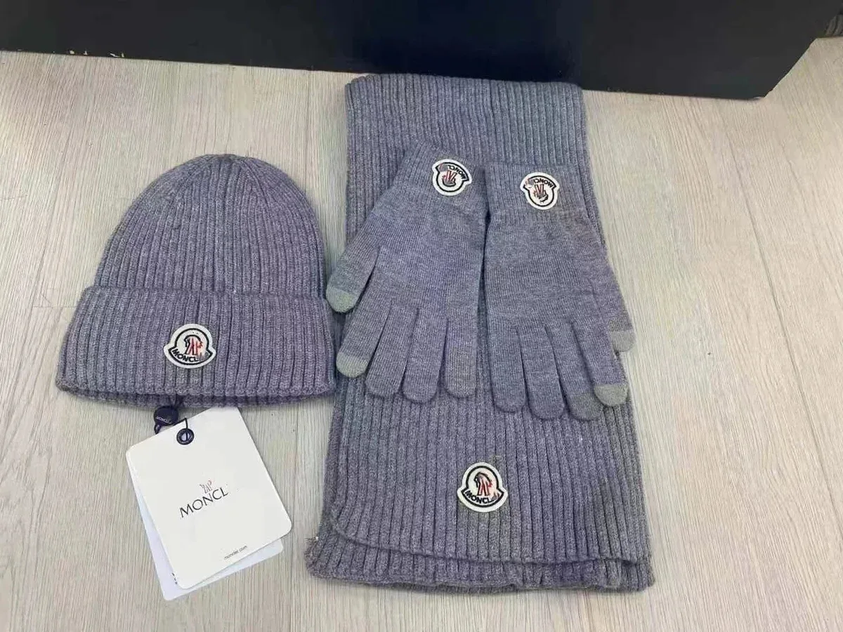 Moncler Moncler Dark Grey Knit Accessory Set Grey