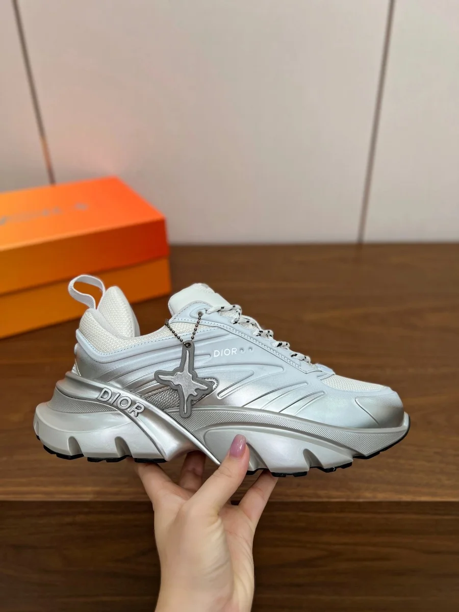 Dior Dior B22 Silver Metallic Sneaker Silver
