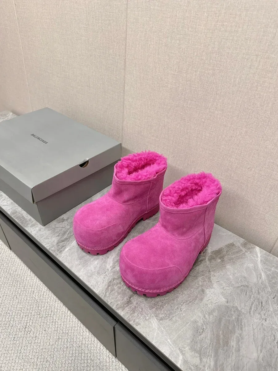 Balenciaga Balenciaga Pink Faux Fur Boots Pink - 1