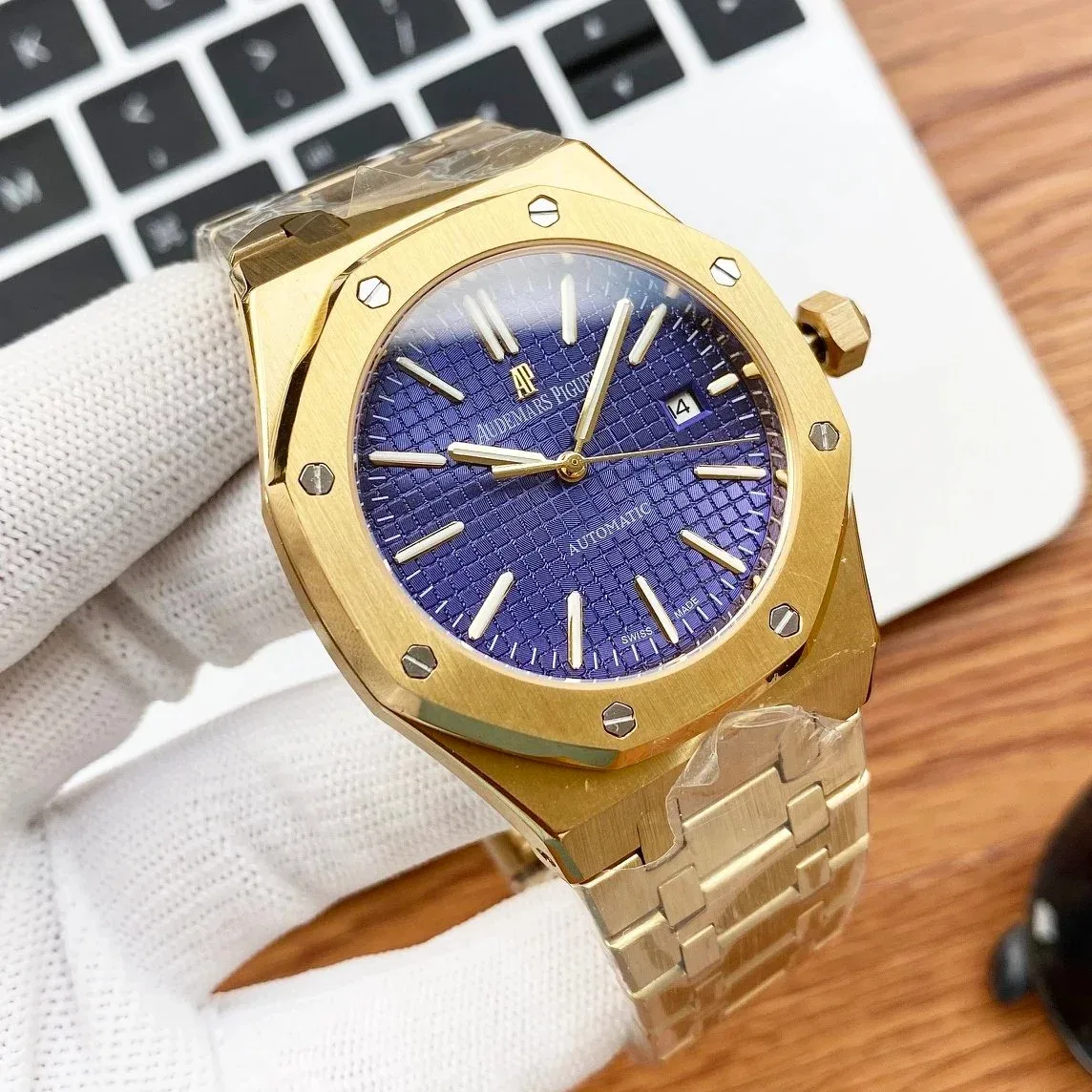 Audemars Piguet Audemars Piguet Royal Oak Gold Blue Dial Watch Gold - 1