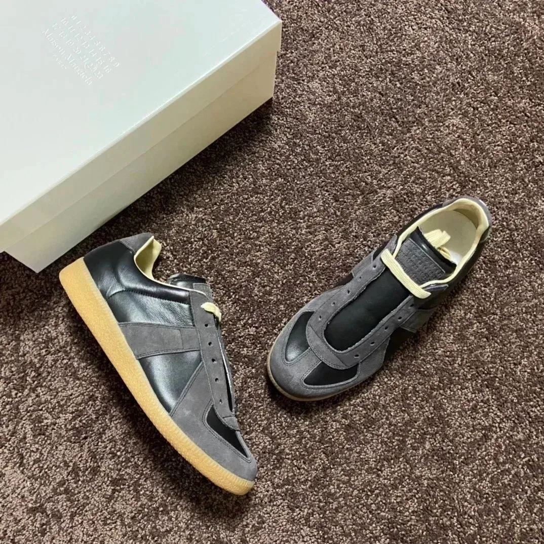 Maison Margiela Maison Margiela Replica Tabi Black Sneakers Black - 1