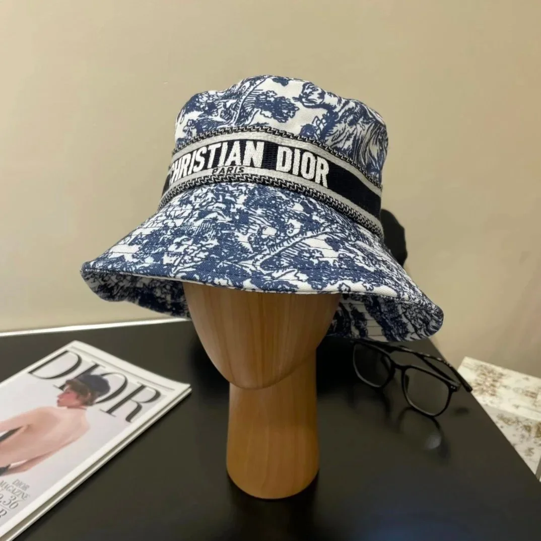 Dior Christian Dior Blue & White Floral Bucket Hat Blue - 1