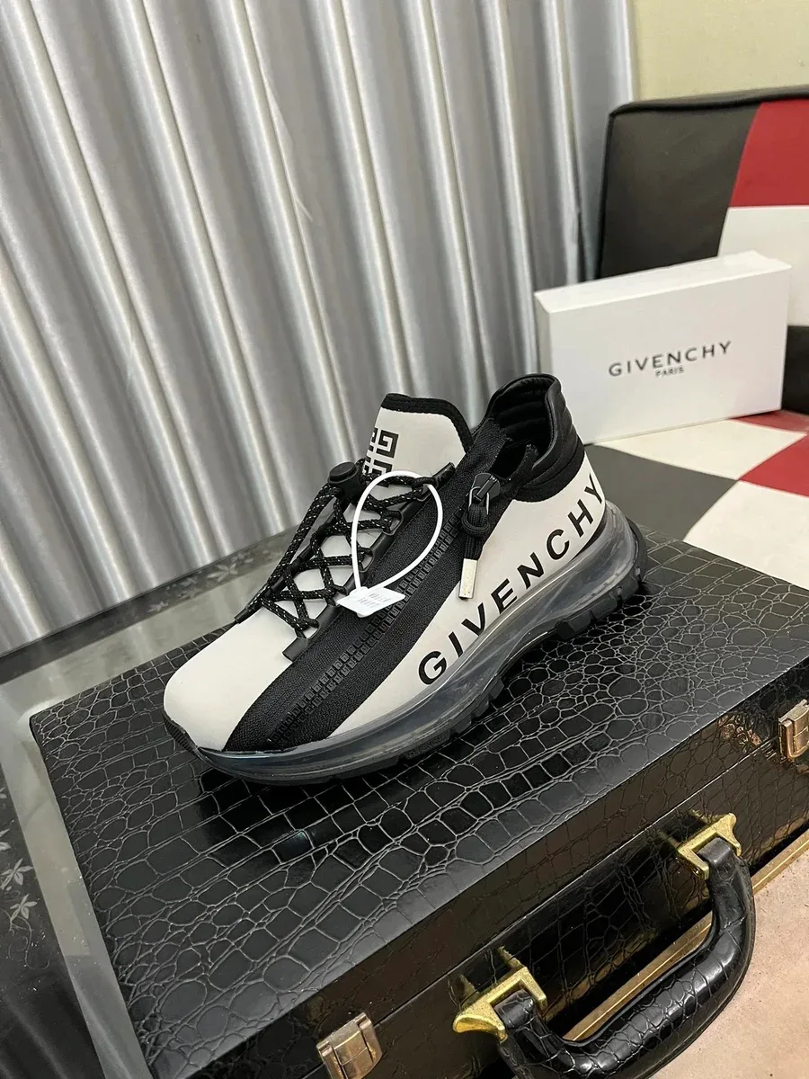 Givenchy Givenchy Black & White Zipper Sneakers Black