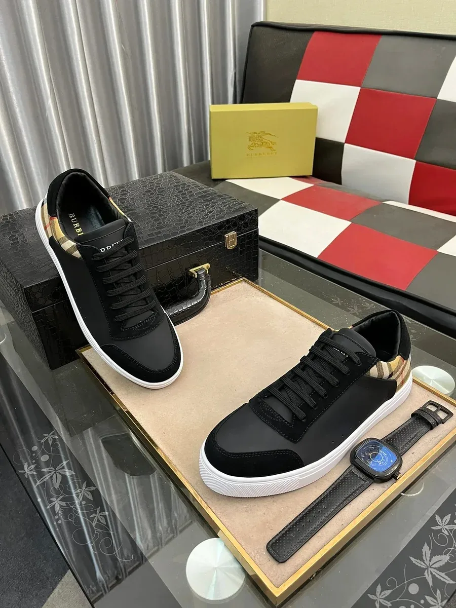 Burberry Burberry Black & Check Low Top Sneakers Black - 1