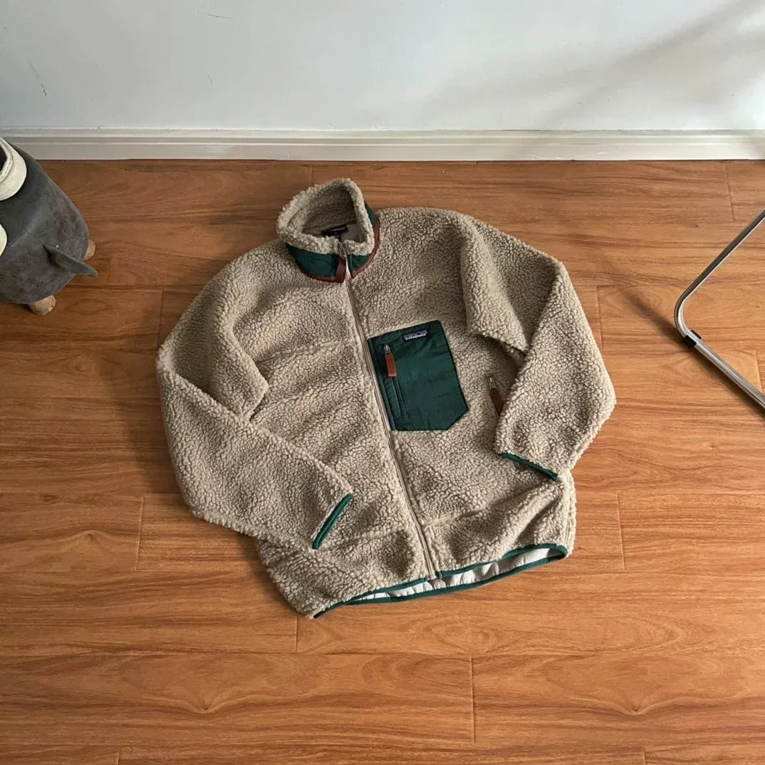 Patagonia Patagonia Classic Synchilla Camel Green Fleece Jacket Beige - 1