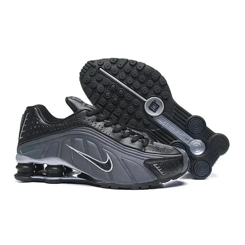 Nike Nike Shox R4 Triple Black Sneakers Black - 1