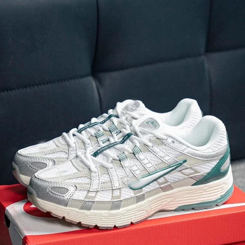 Nike Nike P-4000 Green White Sneakers Green