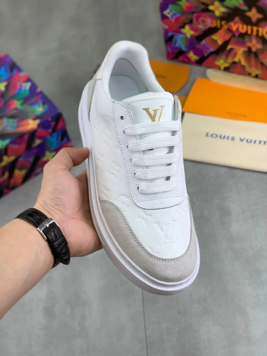 Louis Vuitton LV Zapatillas deportivas de cuero blancas